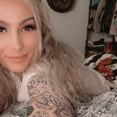 PicturethisXOXO profile picture. PicturethisXOXO is a OnlyFans model from iowa.