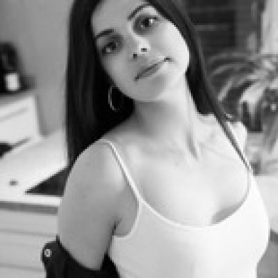 Marine Lopez profile picture. Marine Lopez is a OnlyFans model from France.