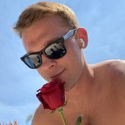 Calhoun profile picture. Calhoun is a OnlyFans model from Greece.