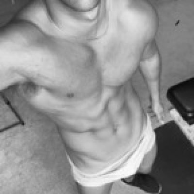 Hi :) profile picture. Hi :) is a OnlyFans model from Hawaii.