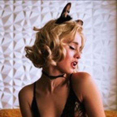 Tigra Kisses profile picture. Tigra Kisses is a OnlyFans model from Hawaii.