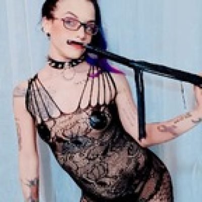 Irizar Elwell profile picture. Irizar Elwell is a OnlyFans model from Ireland.