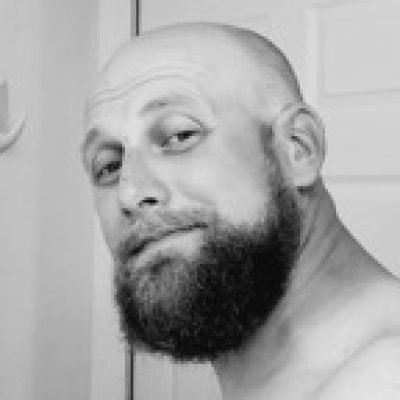 Irish Daddy profile picture. Irish Daddy is a OnlyFans model from Ireland.