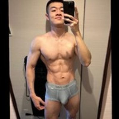 Ron profile picture. Ron is a OnlyFans model from Taiwan.
