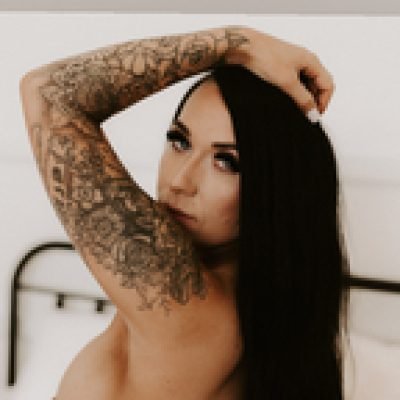 RigWifeyXXX profile picture. RigWifeyXXX is a OnlyFans model from Hawaii.