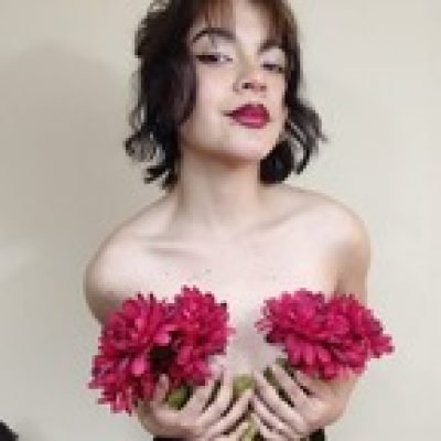 Jenni valencia profile picture. Jenni valencia is a OnlyFans model from spain.