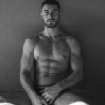Craig Marks profile picture. Craig Marks is a OnlyFans model from spain.