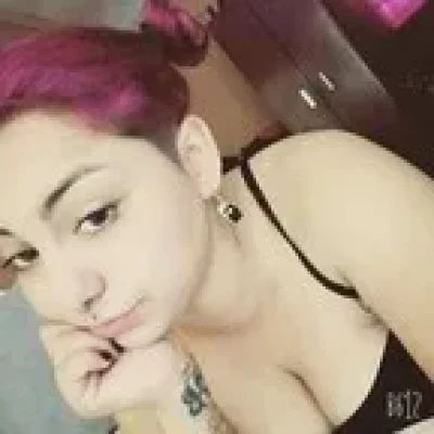 Mari profile picture. Mari is a OnlyFans model from Chile.