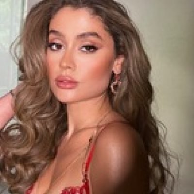 Fabi Doll profile picture. Fabi Doll is a OnlyFans model from Portugal.