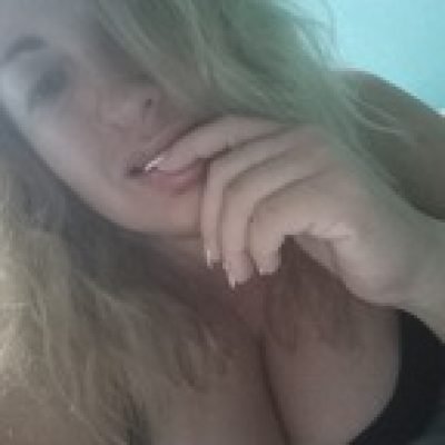 Vika profile picture. Vika is a OnlyFans model from Portugal.