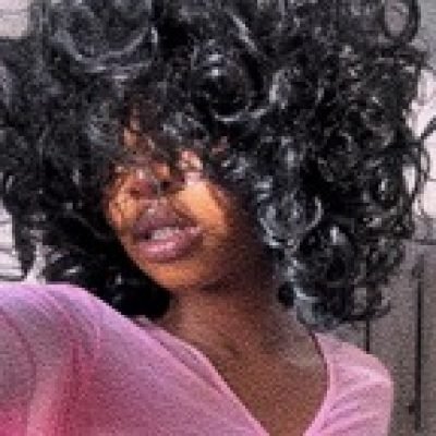 Robynn profile picture. Robynn is a OnlyFans model from South Africa.