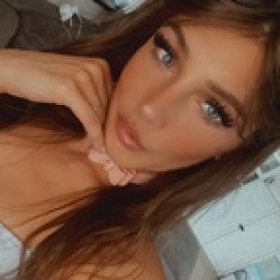 Manuela Elena profile picture. Manuela Elena is a OnlyFans model from German.