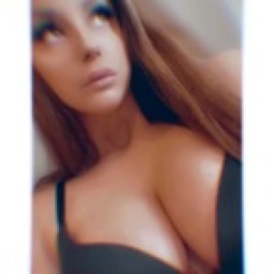 Juneea profile picture. Juneea is a OnlyFans model from Norway