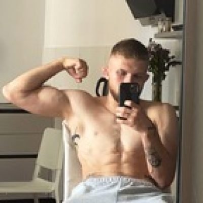 reflection profile picture. reflection is a OnlyFans model from Norway