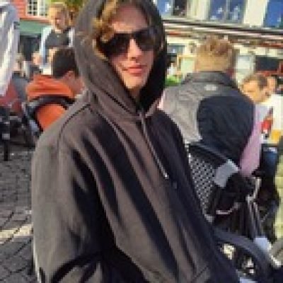 The littleBIG Taurus profile picture. The littleBIG Taurus is a OnlyFans model from Norway