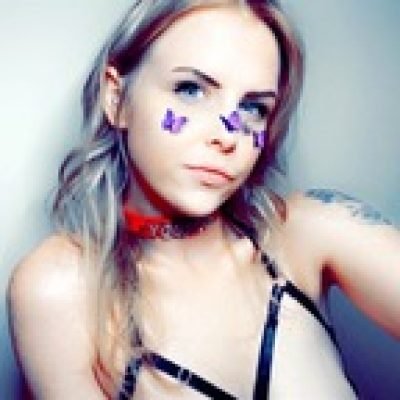 Reneexoxo profile picture. Reneexoxo is a OnlyFans model from Edmonton.