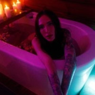 Tina Woods profile picture. Tina Woods is a OnlyFans model from Canada.