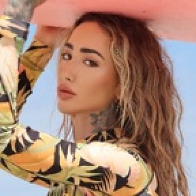 Surfer Girl profile picture. Surfer Girl is a OnlyFans model from Hawaii.