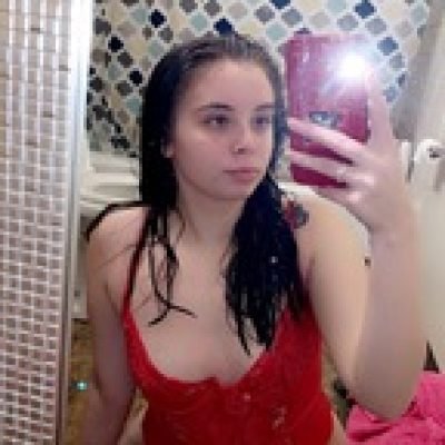 Ne profile picture. Ne is a OnlyFans model from Nebraska.