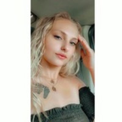 New England babe profile picture. New England babe is a OnlyFans model from Nebraska.