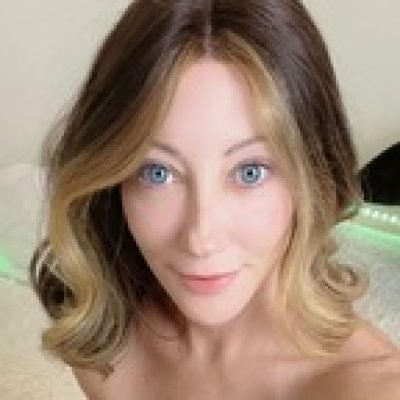 REAL MOM NEXT DOOR profile picture. REAL MOM NEXT DOOR is a OnlyFans model from Venezuela.