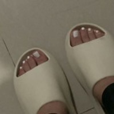 Ladyfeet_24 profile picture. Ladyfeet_24 is a OnlyFans model from Venezuela.