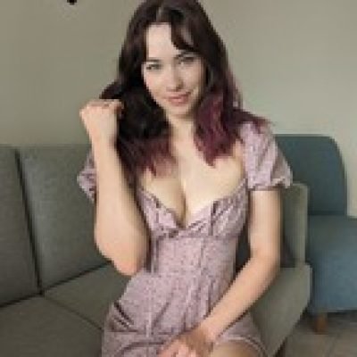 Nichameleon profile picture. Nichameleon is a OnlyFans model from Australia.