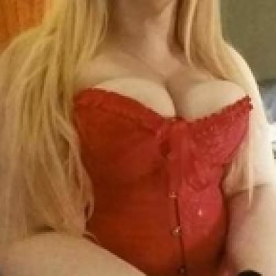 Midsummer Night profile picture. Midsummer Night is a OnlyFans model from Minnesota.