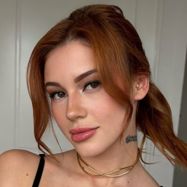 Breezy Foxx profile picture. Breezy Foxx is a OnlyFans model from Thailand.